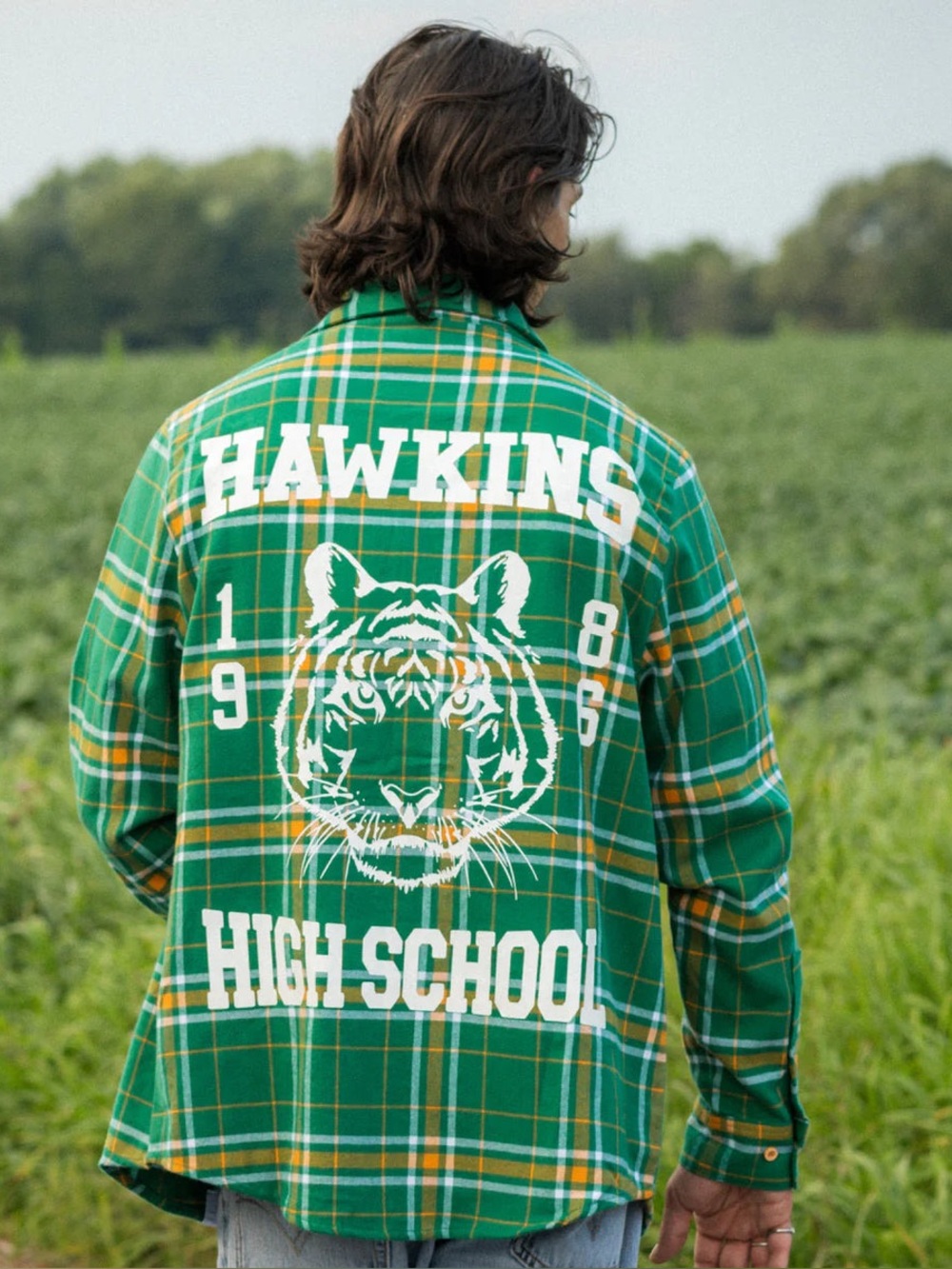 Stranger Things Netflix Hawkins High School Green CakeWorthy Flannel XL Rare NWT